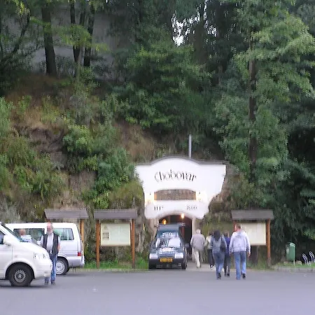 Nueva Fiesta 公寓 *