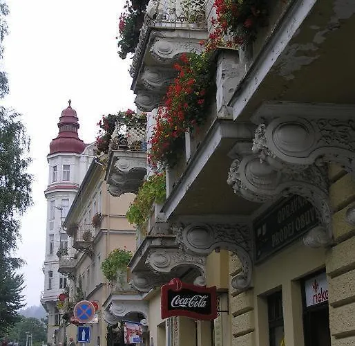 Nueva Fiesta Apartment