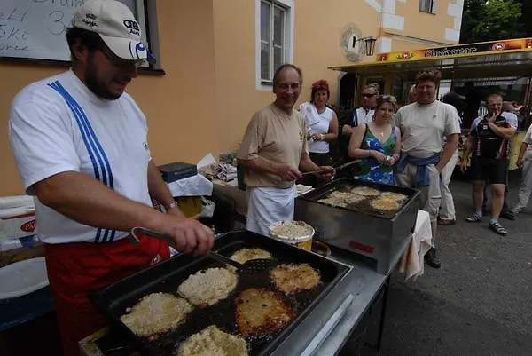Nueva Fiesta Apartman Mariánské Lázně